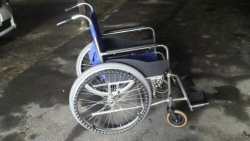 【中古美品】メーカー不明　車椅子　引き取り限定！