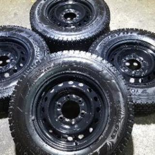 ハイエース200系用 195/80R15 107/105L LT スタッドレスタイヤ