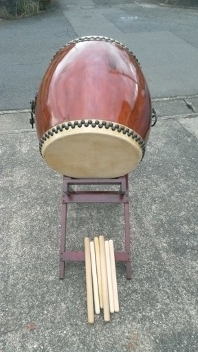 なづみ太鼓　太鼓　練習用　新品バチ付き　台付き　３３１