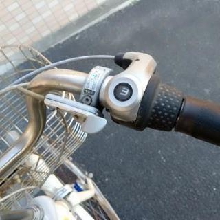 近隣配送無料☆ブリジストン内装３段ギヤ付き自転車26インチ☆ママチャリ ☆後ろ乗せ子供用チャイルドシート付き☆簡易整備点検済み☆オートライト☆送料込み(地域限定)☆直接引き取り歓迎☆早期受け取り希望☆