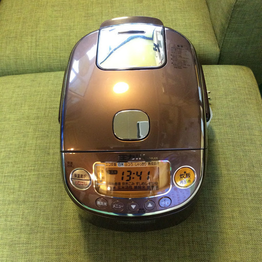 【送料無料・設置無料サービス有り】炊飯器 2015年製 ZOJIRUSHI NP-RJ05 中古