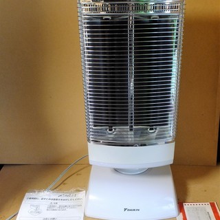 ☆	ダイキン DAIKIN ERFT11TS 電気ストーブ セラ...