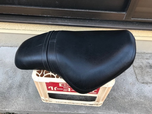 マグナ250 純正シート ホンダマグナ250純正シート (アキナ) 群馬
