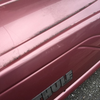 ルーフボックス　スーリー