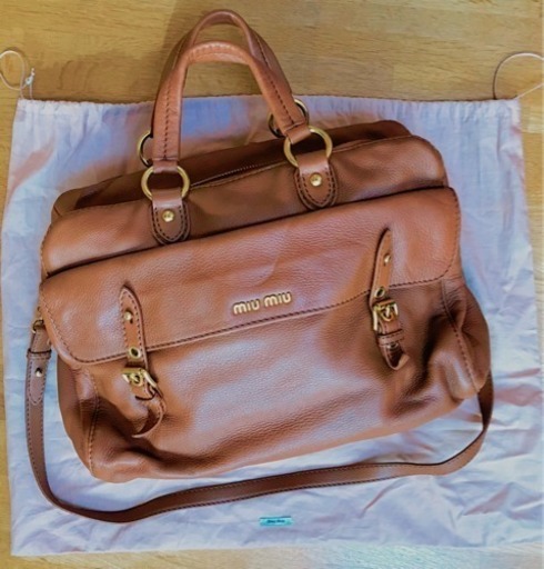 miumiu 2wayバッグ