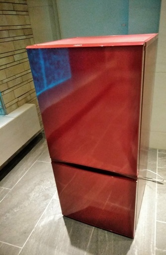 オシャレな冷蔵庫　きれいです　160リットル　アクア　冷蔵庫　2015年式
