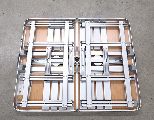 ① 美品 希少 廃盤品 Coleman/コールマン 170-5809 折りたたみテーブル