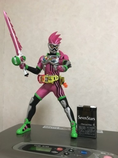 仮面ライダーエグゼイド ローソン1番くじa賞 最終値下げ ルパン 北２４条のフィギュアの中古あげます 譲ります ジモティーで不用品の処分