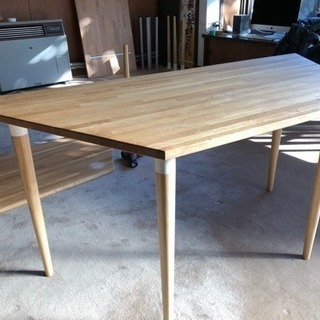 Knock on wood(ノックオンウッド)のコロニアルシリーズ オーク無垢材