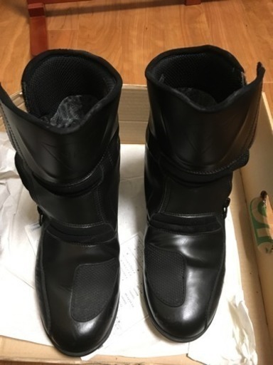 バイクブーツ ダイネーゼ ゴアテックス