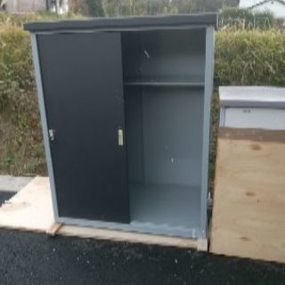 物置、倉庫、松江市内でトラックが入る場所までなら、作業員込みで、