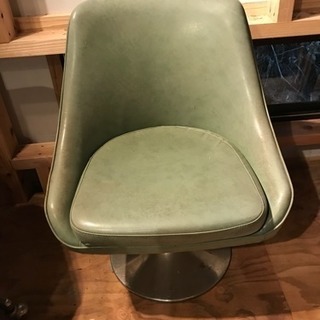 グリーンの椅子 一脚