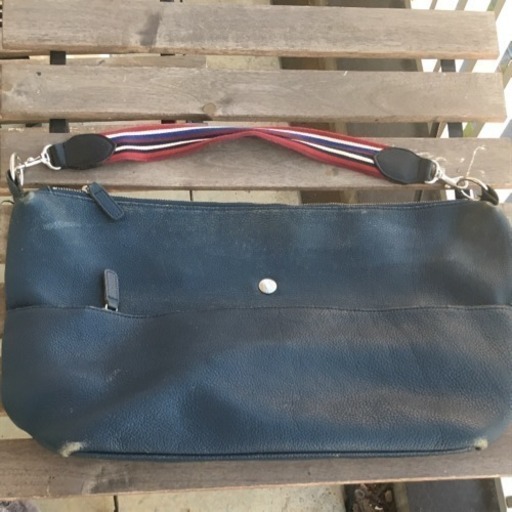 定価四万円 日本製 ハンドメイド 浅草の鞄ブランド N I B オールレザー 本革 ショルダーバッグ ハービー 赤坂の靴 バッグの中古あげます 譲ります ジモティーで不用品の処分