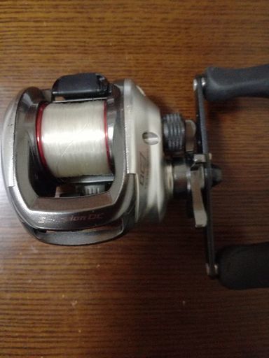 DC7　バス釣り　リール
