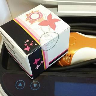 キズ無し新品同様キズ無し新品同様◆ ke-non ケノン フラッシュ式脱毛器　Ver.4.1　新品ラージカートリッジ付ke-non ケノン フラッシュ式脱毛器