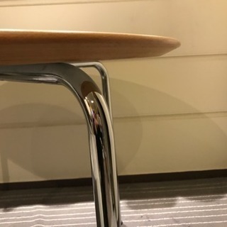 値下！ Kartell マウイラウンド100テーブル