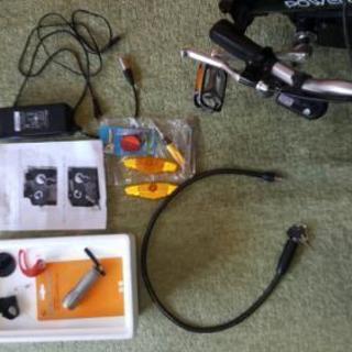 折り畳み式電動自転車。