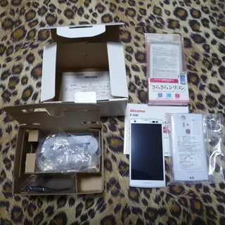 docomo スマートフォン F-04E