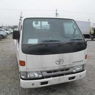 トラック1。5トン車