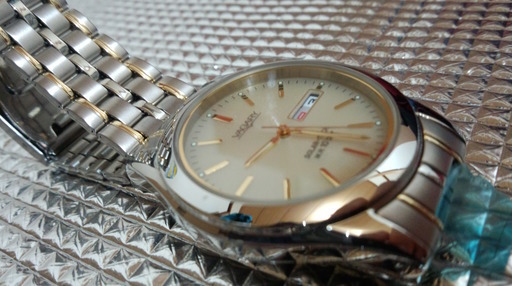 【美品・二次電池新品】腕時計　CITIZEN VAGARY ソーラー・ゴールド