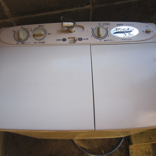 【無料】5.5キロ洗い2槽式洗濯機■■直接引き取っていただける方