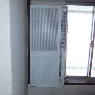 コロナ　冷房・暖房・窓用エアコン　２０１７年１１月購入　５年保証...