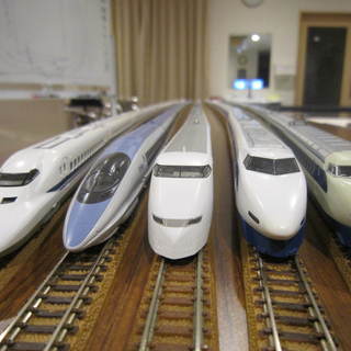 Nゲージ鉄道模型：新幹線０系～７００系　すべてフル編成　市価２０...