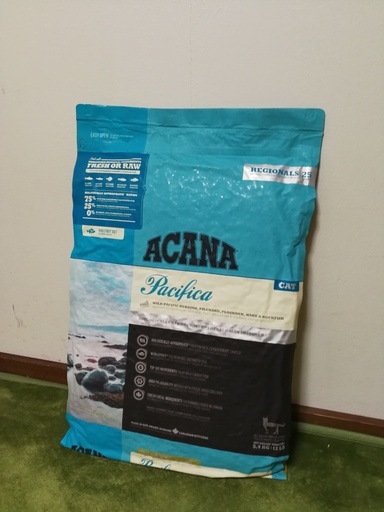 【日本正規品】アカナ パシフィカ＆グラスランドキャット 各5.4kg