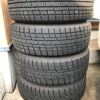 引き取り限定ヴォクシー、ノア スタッドレスバリ山