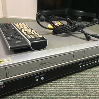 【問い合わせ終了】TOSHIBA 東芝 VHS一体型DVDビデオ...