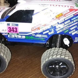 トヨタ　ランドクルーザー200　1/16