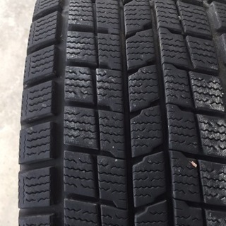 スタッドレスタイヤ4本 ダンロップ 215/70R