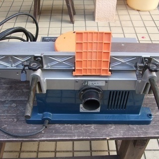 電動工具　ＲＹＯＢＩ小型 手押しカンナ　中古