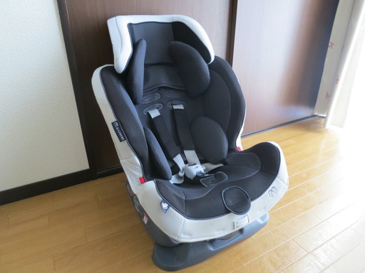 最終値下げ！★美品★ 1～7歳頃まで ALC460 エールベベ スイングムーン プレミアム モノブラック チャイルドシート