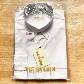 【新品!!未使用品!!!】TRUSSARDI メンズ シャツ 柄あり