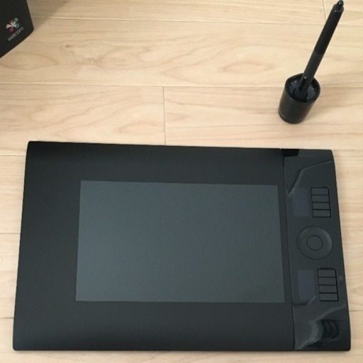Wacom intuos4 840プロフェッショナルペンタブレット Wacom intuos4 840プロフェッショナルペンタブレット Amazon