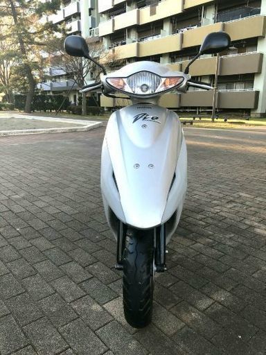 優れたエンジン。ホンダ、ディオ、AF57、 バッテリーは新品です。フロントタイヤはほぼ新品です。後ろタイヤはほぼ新品です。エンジンオイルは新品です。 水冷式オートバイ。