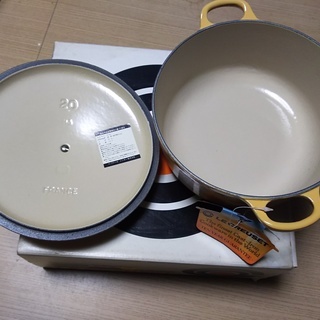 ル・クルーゼの20㎝両手鍋・未使用品