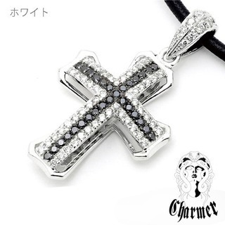 素 エクスポジション【Charmer 】K18ダイヤチャーマークロスペンダント