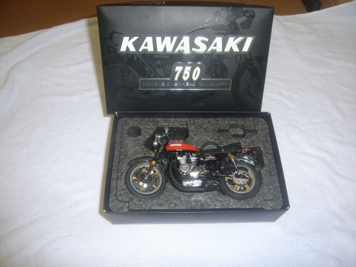 Kawasaki７５０バイク