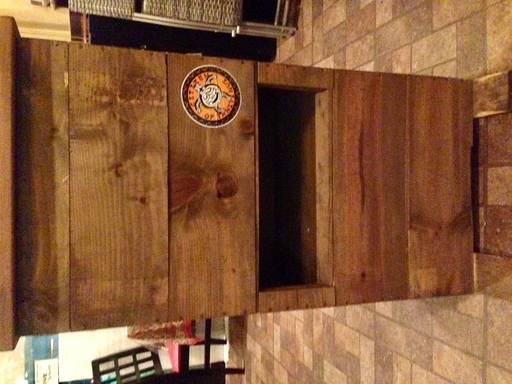 自家製ワイン木箱ハイテーブル