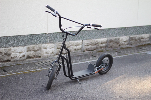 キックボード（Buggycross バギークロス）　ファントムブラック