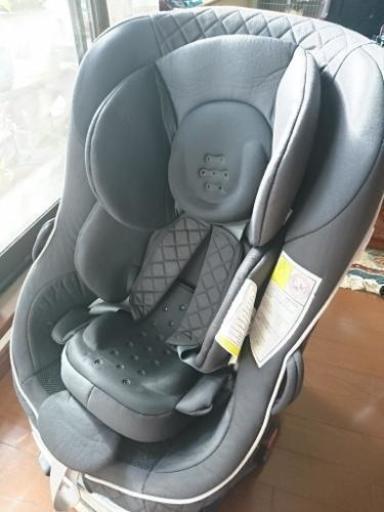 【中古】combi コンビ ホワイトレーベル チャイルドシート ラクティアターン ラグジュア♪ プレシャスブラック