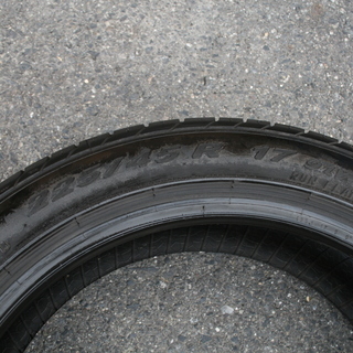 ～SOLD!!～【中古タイヤ】ピレリP-ZERO 225/45R17 ランフラット 2本