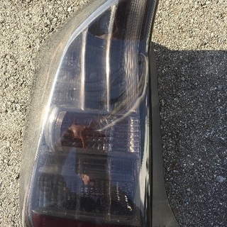 【静岡市/売ります】プリウス30系前期スモークテールランプLED