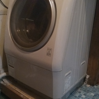 ドラム式洗濯乾燥機（不良品）無料 0円