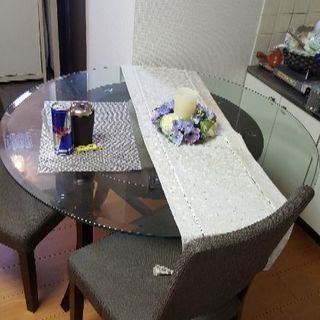 美品　ニトリ　ダイニングテーブルと椅子