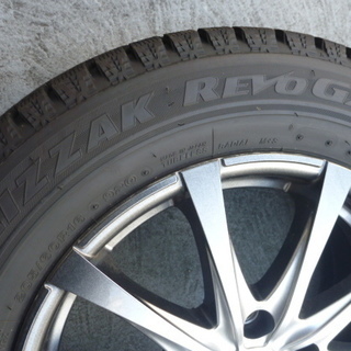 ブリヂストン BLIZZAK REVO　GZ・ 16インチ スタッドレスタイヤ・ホイール 4本セット　中古　マツダアクセラスポーツにて使用