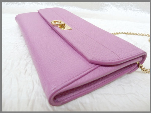 美品☆フェラガモ ガンチーニ 長財布 クラッチ ピンク チェーン