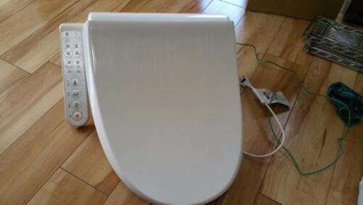 ウォシュレット TOSHIBA 2011年製